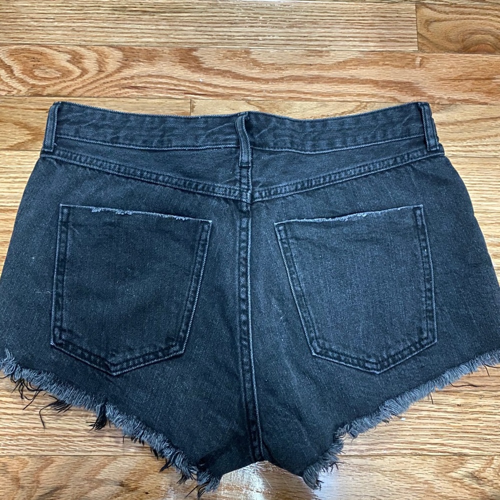 High Rise shorts - Picture 3 of 3